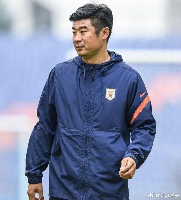 韩鹏刚上任就放大招，18岁锋霸升一线队，成韩鹏接班人，搭档克雷桑