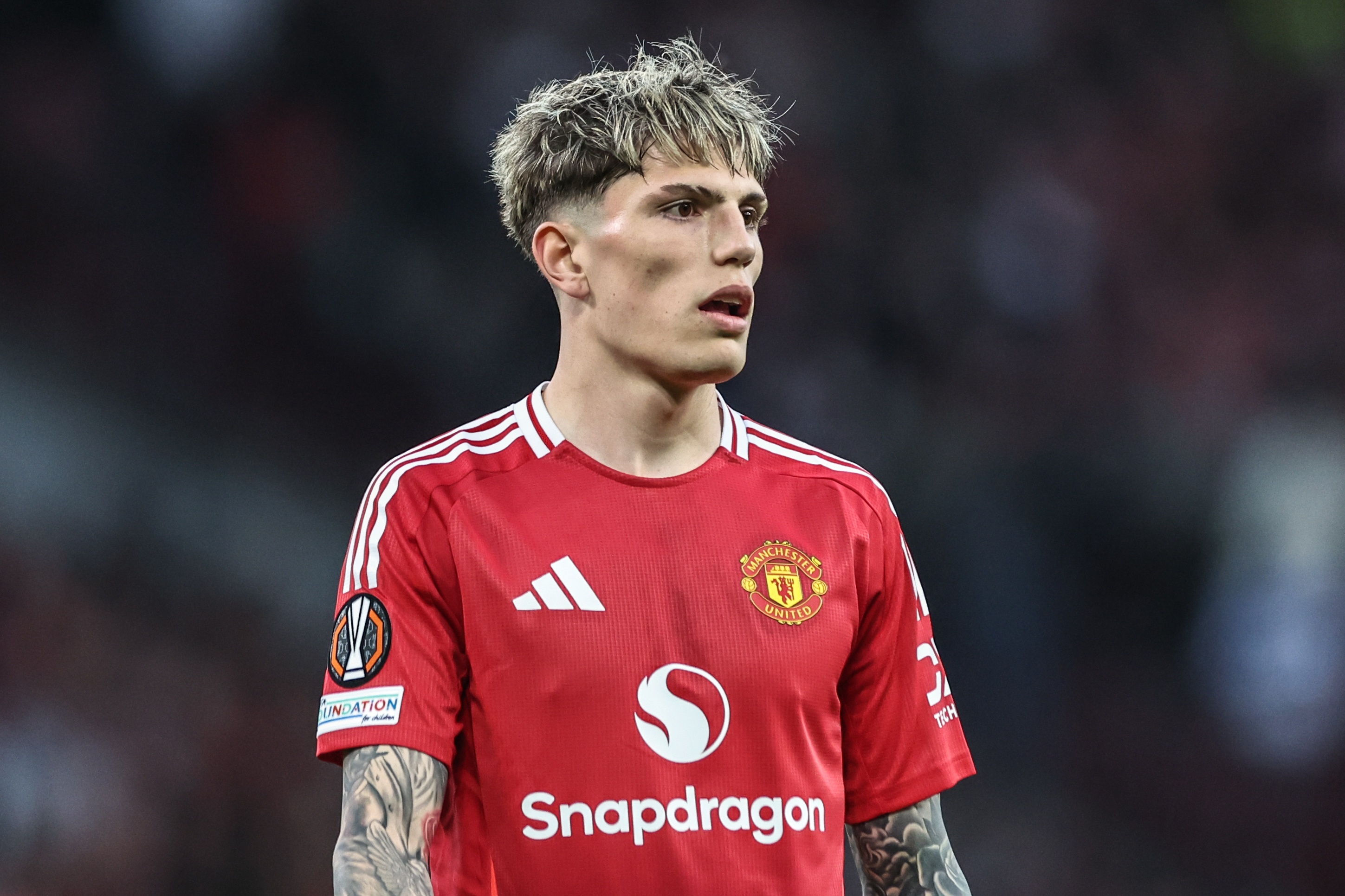 杏彩体育平台-加纳乔一心选择切尔西，拒绝拜仁及外租选项